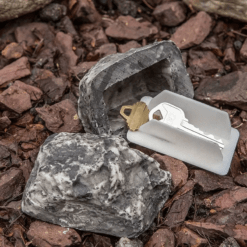 Fake Rock Geocache - Image 5